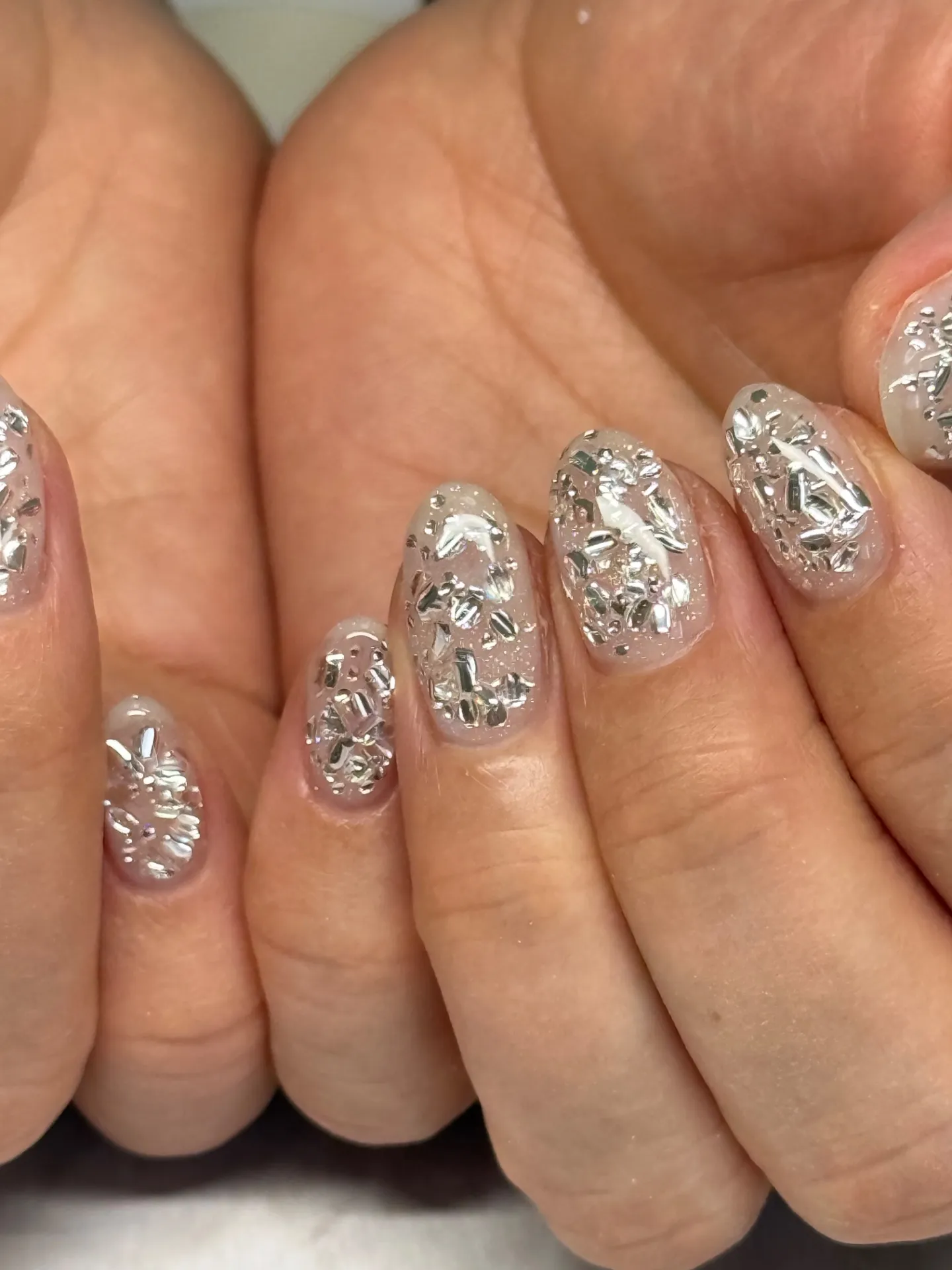 爽やかに魅せる涼しげ夏ネイルデザイン