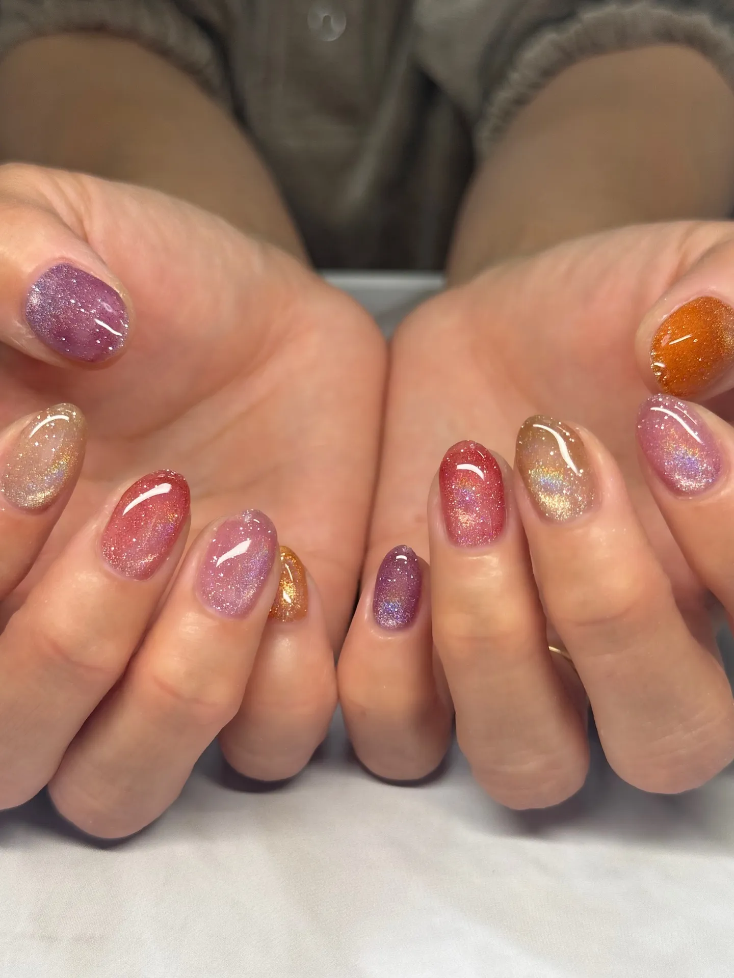 クリアカラーネイルで作る爽やか夏デザイン